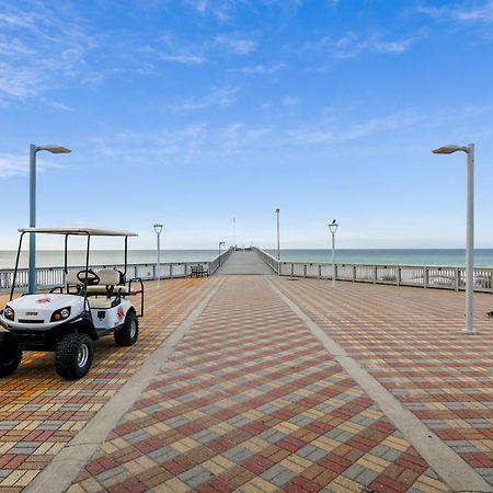 Emerald Beach #1330 By Book That Condo Panama City Beach Buitenkant foto