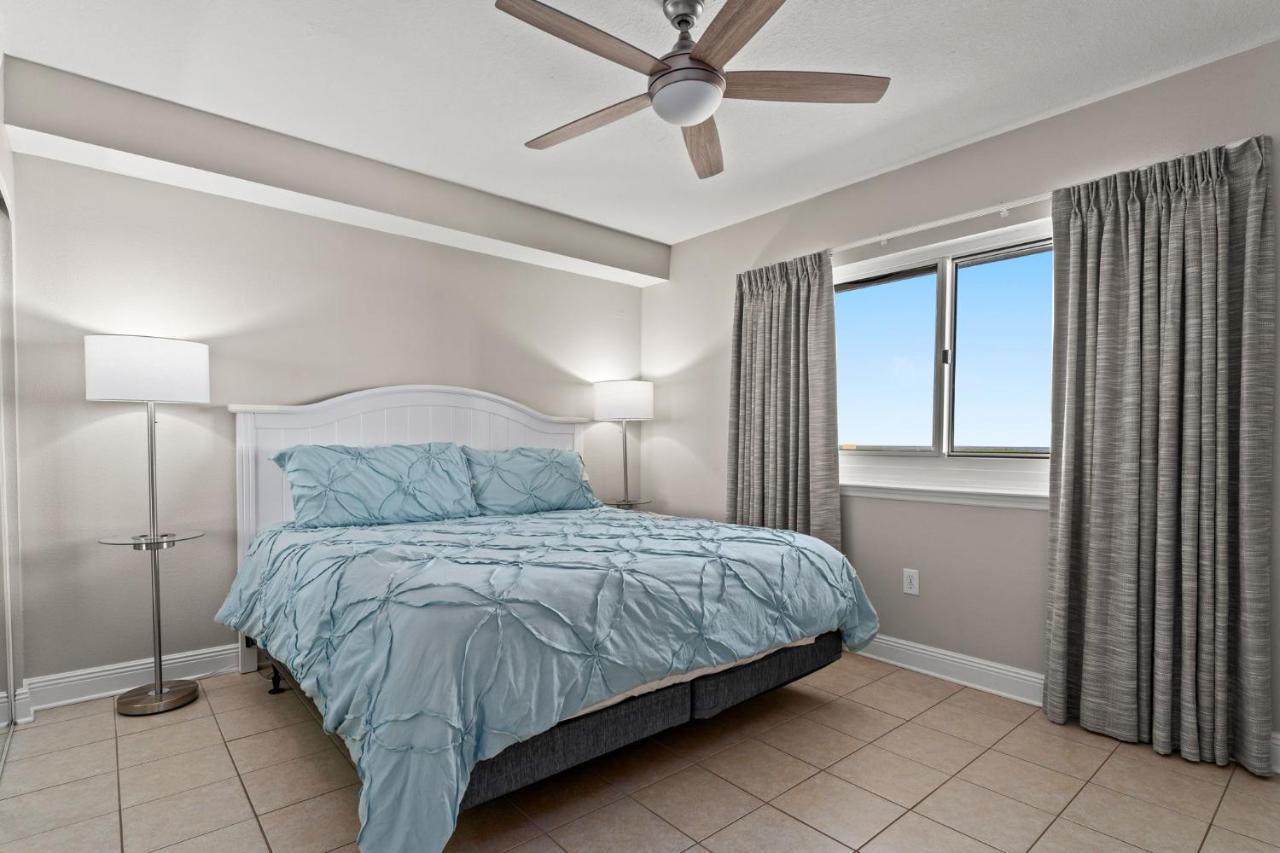 Emerald Beach #1330 By Book That Condo Panama City Beach Buitenkant foto