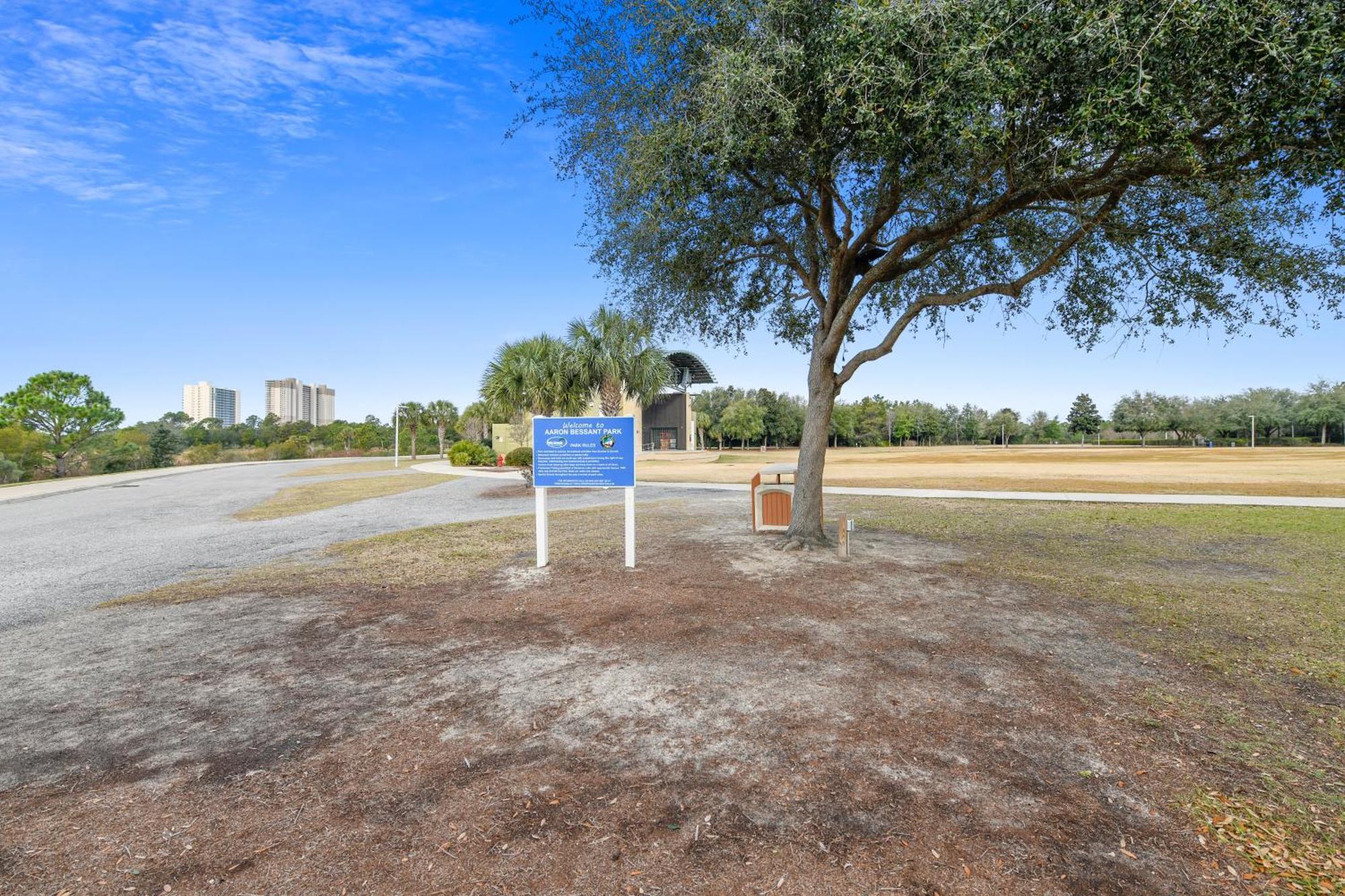 Emerald Beach #1330 By Book That Condo Panama City Beach Buitenkant foto